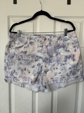 Wild Fable Women’s Pastel Tie-Dye Denim Shorts Size 18